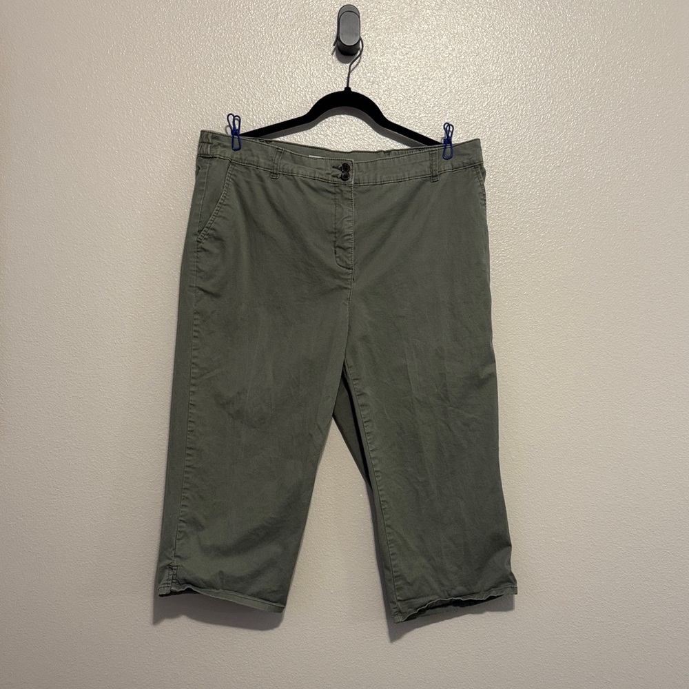 Casual Green Cropped Pants